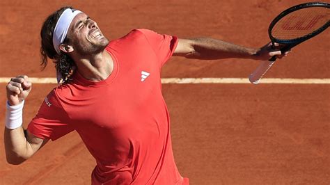 Stefanos Tsitsipas en finale à Monte Carlo Novak Djokovic battu