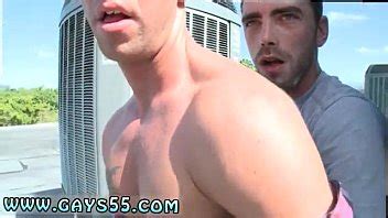 Hombres abultados en público y al aire libre gay teen tube hot gay public sex XVIDEOS