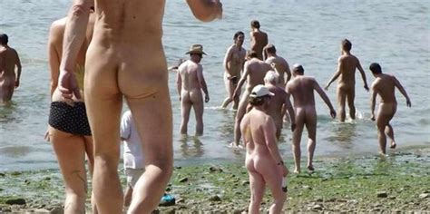 In A Naked Mood ZB Porn