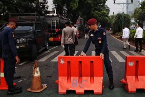 Rekayasa Lalu Lintas Di Sekitar Kantor Kpu Saat Debat Capres Cawapres