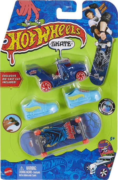 Hot Wheels Skate Collector Set 1 Fingerboard Pair Of Skate Shoes Car Walmart