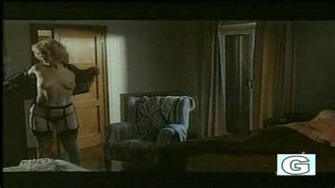 Naked Pauline Teutscher In Sesso Acerbo