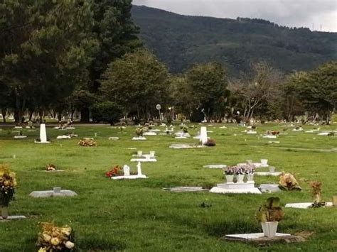 Lote jardines del recuerdo 2 personas en Bogotá Terrenos 787018