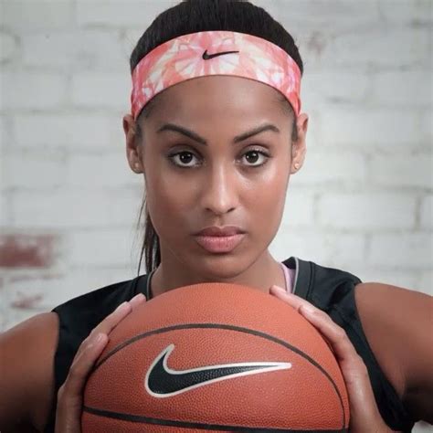 Skylar Diggins Smith Bio Career Wnba Net Worth Spouse Artofit