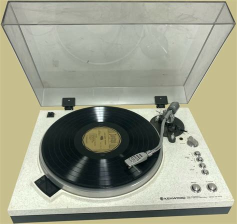 Kenwood KD 5070 Vintage Turntables