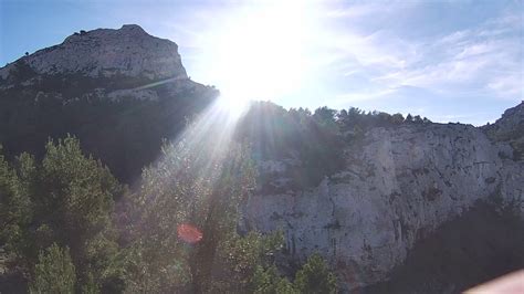 Vue De La Falaise De La Grotte Roland Et Du Sommet De Marseilleveyre