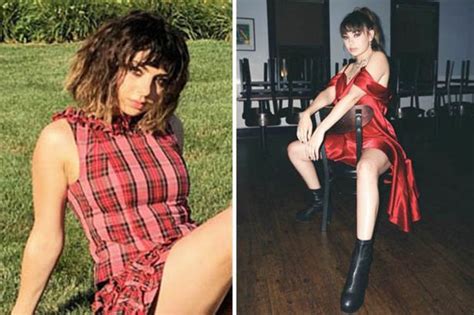 Charli Xcx Turns Thigh Flashing Vixen In Sexy Tartan Daily Star