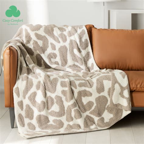 Cozy Comfort Soft Leopard Throw Blanket Knit Warm For Couch