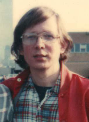 Howard Cruse el historietista pionero en dibujar cómics gay y hablar en viñetas del HIV Infobae