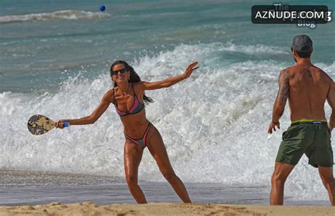 Izabel Goulart Sexy Shows Off Her Amazing Body In A Hot Bikini On The Beach With Kevin Trapp In