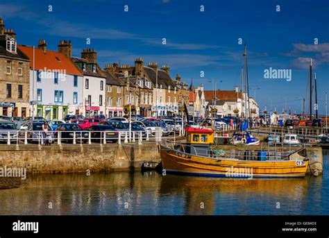 Anstruther Marina Hi Res Stock Photography And Images Alamy