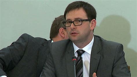 Daniel Obajtek Prezes PiS wciąż milczy w sprawie prezesa PKN Orlen