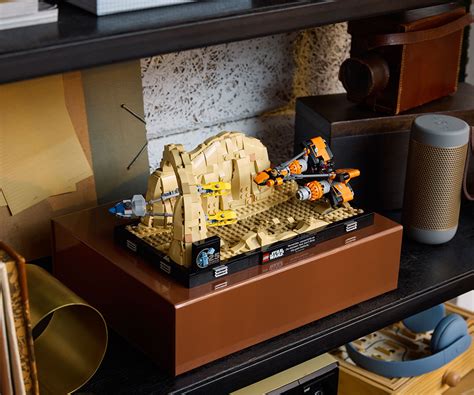 Игрален комплект конструктор ЛЕГО Star Wars™ 75380 - Диорама от ...