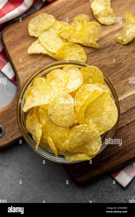 Crunchy Potato Chips Potato Crisps In Bowl Top View Stock Photo Alamy