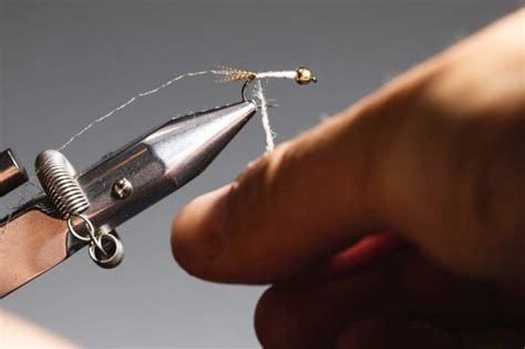 How To Dub A Fly Step By Step With Video Into Fly Fishing