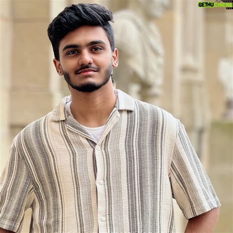 director sai abhyankkar wiki biography age  spouse