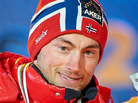 NEWSru.com :: Олимпийский чемпион по лыжным гонкам Петтер Нортуг ...