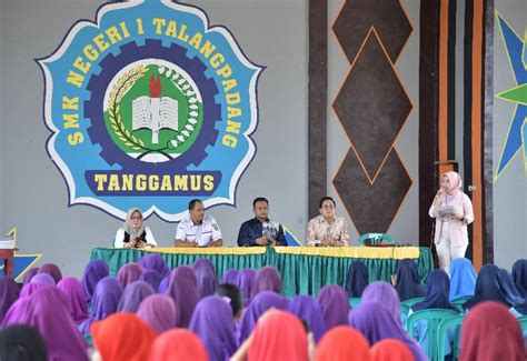 Pts Terbaik Asean Universitas Teknokrat Indonesia Pengabdian Di Smkn