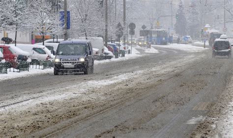 Atak zimy w Krakowie Miasto znów pod śniegiem ZDJĘCIA Kraków Nasze