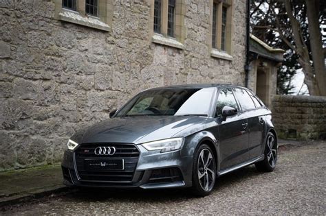 audi  grey automatic  speed  hand drive  towyn united