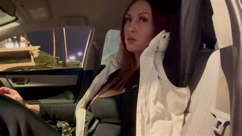 Italian Big Tits Milf Artemisia Love Smoking Outdoor Late At Night And Flashing Her Big Juicy