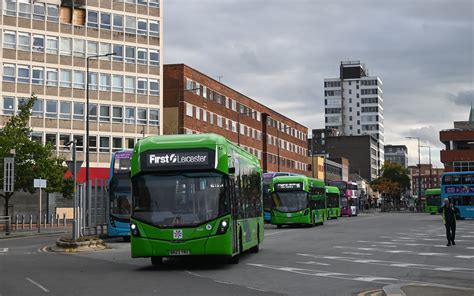 63565 BN23 YRX First Leicester GB Kite Electroliner 63565 West