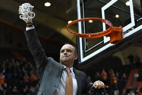 Oregon State women's basketball coach Scott Rueck signs 5-year contract ...