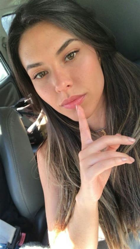 Hot Sexy Daniela Carrillo Bikini Pics