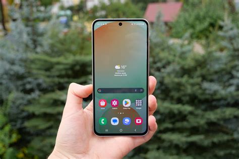 Samsung Galaxy S25 FE nadchodzi. Wyciekają pierwsze szczegóły