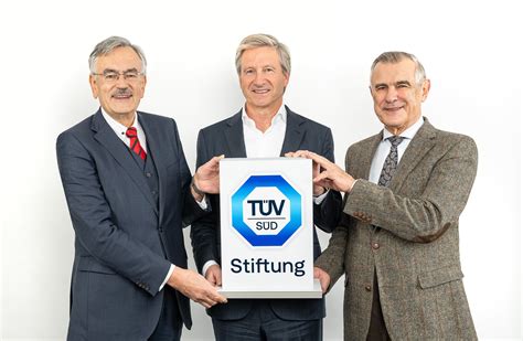 Stabwechsel Bei Der T V S D Stiftung Neue Vorsitzende In Vorstand Und