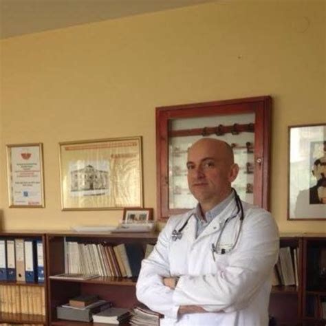 Dr sci Zoran Vručinić specijalista dermatolog Cormedic Banja Luka