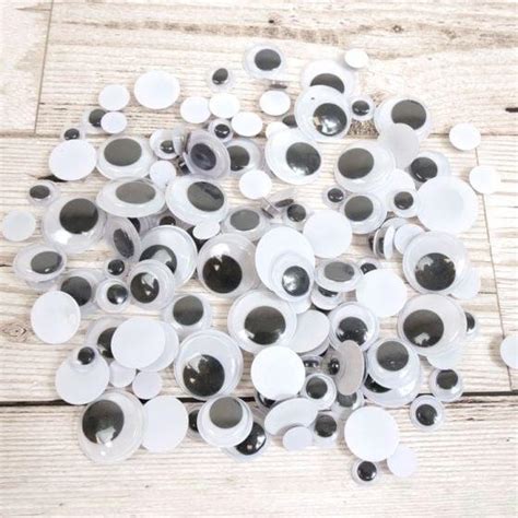 googly eyes   pieces