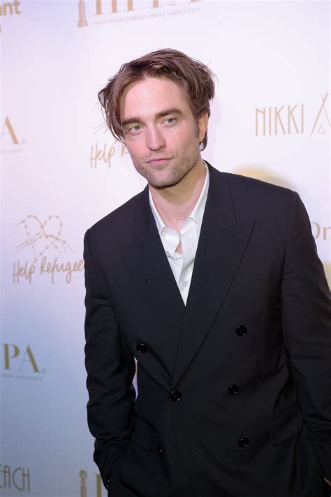 Robert Pattinson "keeps masturbating" in movies