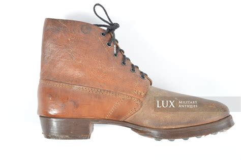 Late-war German low ankle combat boots, « RBNr / Solidus