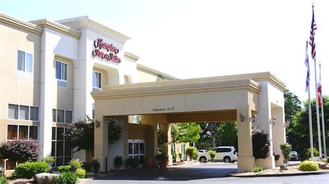 Hampton Inn and Suites Red Bluff Hotel in CA