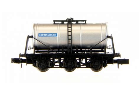 Dapol 2f 031 017 6 Wheel Milk Tanker Express Dairy Silver