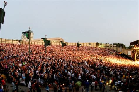 Fiddler's Green Amphitheatre - MOA