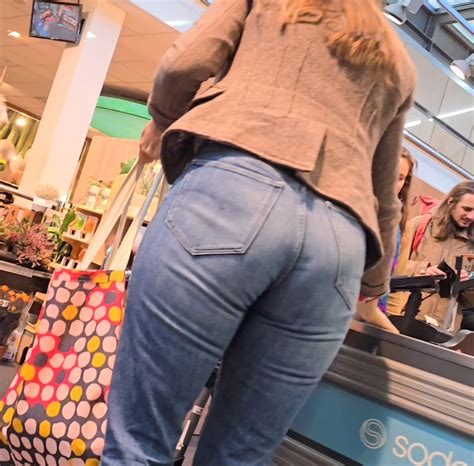 Oc Milf Ass Eatin Up Jeans Tight Jeans Forum