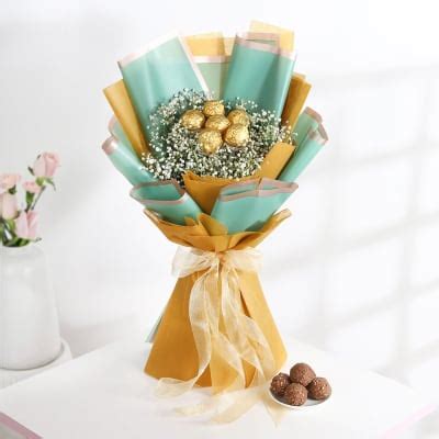 Send Special Elegant Chocolate Bouquet Online, Same Day Delivery in UAE ...