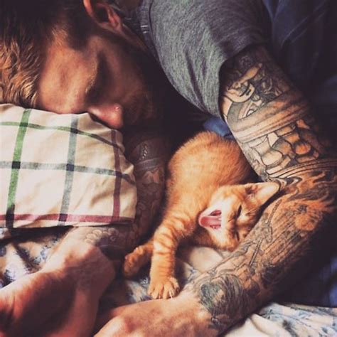 Hot Dudes With Kittens The Purr Fect Thing To See On Instagram Stay At Home Mum