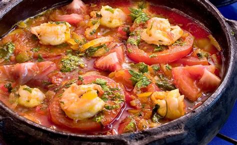 9 receitas de moqueca capixaba para uma refeição cheia de sabor