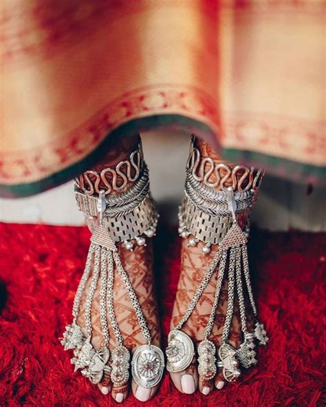 Best Toe Ring Designs For The Indian Bridal Jewellery Set