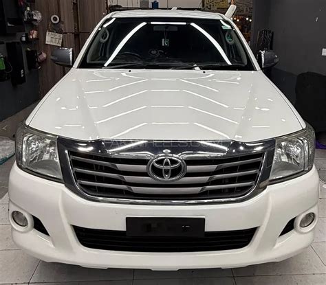 toyota hilux   sale  islamabad pakwheels