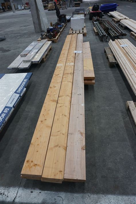 6 planker 5,2m, 3 planker 2,1 m c 24 200*50 - KJ Auktion - Maskinauktioner