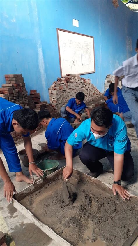 Teknik Konstruksi Dan Perumahan Tkp Smk Negeri Surakarta