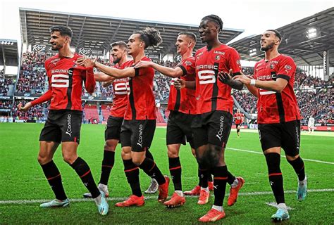 Stade Rennais Le Club Va Se S Parer De Ce Joueur Qui A D J Trouv