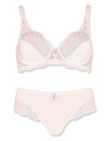 idées de looks pour dévoiler sa lingerie avec élégance Elle