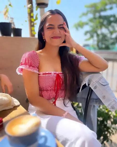 Ahsaas Channa Latest Hot Pics And Photo