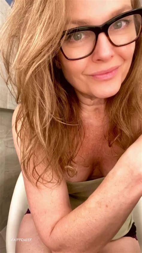 Dina Meyer Big Tits Fappenist