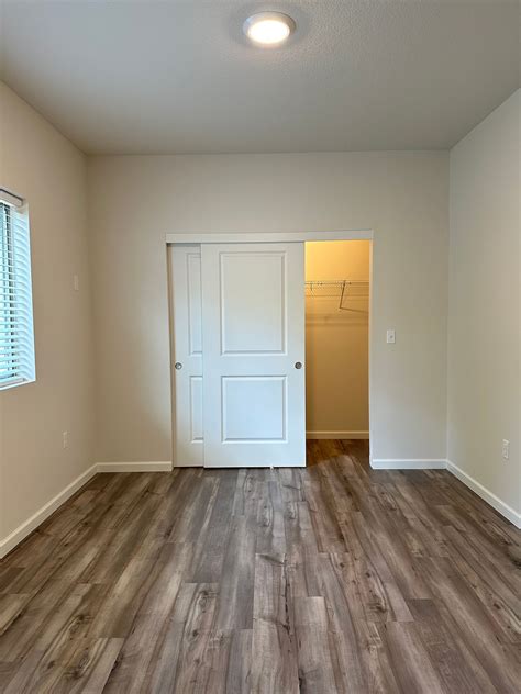 Shepherds Crossing Apartments - Salem, OR - SMI Property Management